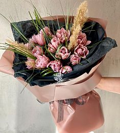 Композиция "Сансара" из тюльпан