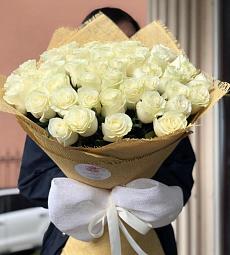 51 белая голландская роза 60 см